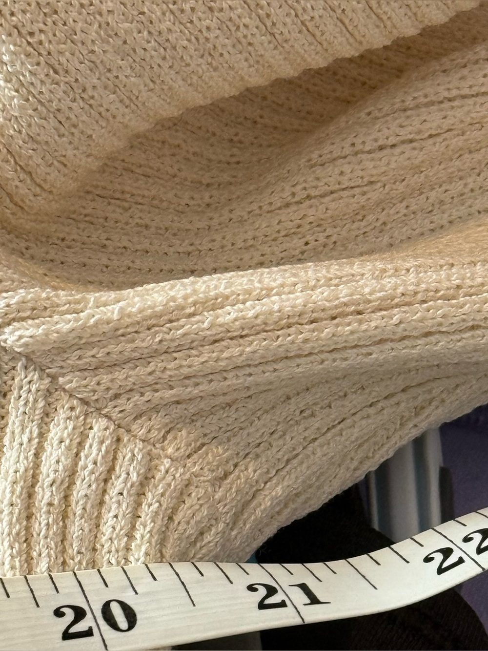 St. John Collection Cream Zip-Front Ribbed Knit Cardigan - Picture 6 of 7